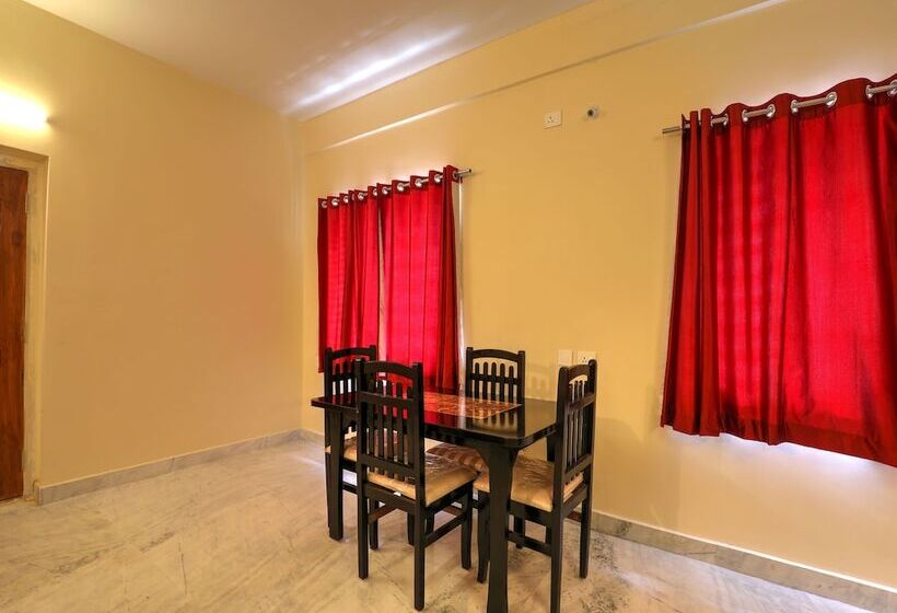 Fotos del hotel Oyo 15168 Sucasa Homes:  10