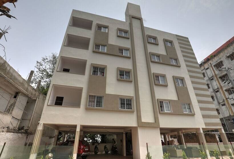 Fotos del hotel Oyo 15168 Sucasa Homes:  9