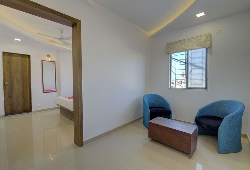 Fotos del hotel Oyo 17036 Rk S Regency:  3