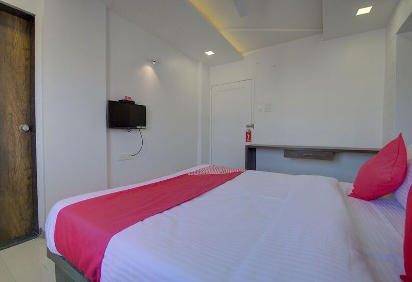 Fotos del hotel Oyo 17036 Rk S Regency:  10