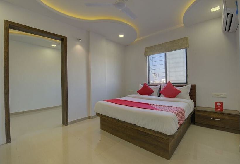 Fotos del hotel Oyo 17036 Rk S Regency:  13