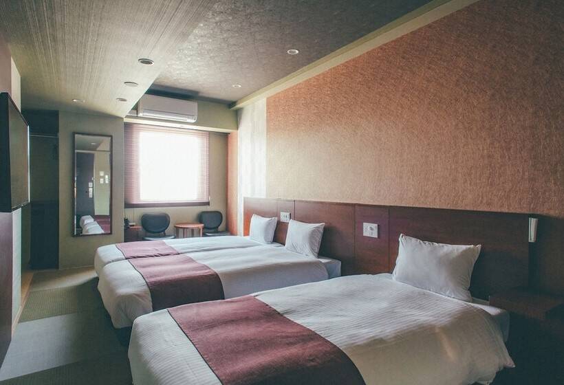 Kuretakeso Takayama Ekimae