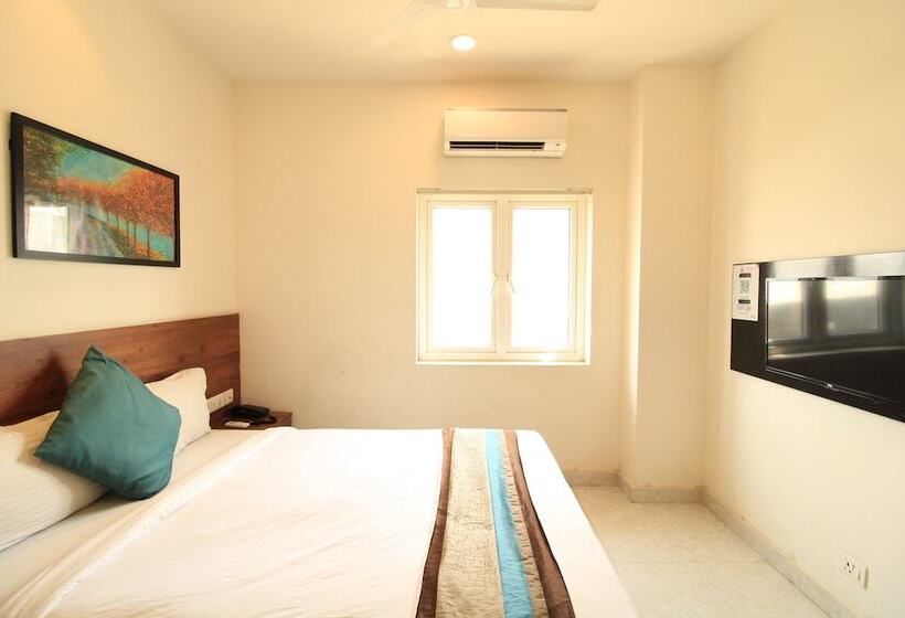 Fotos del hotel Arunaa Inn:  8