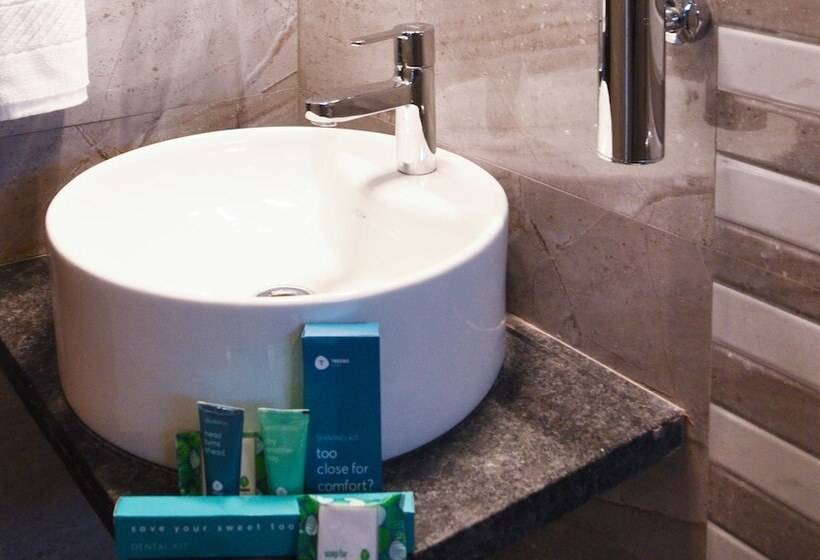 Fotos del hotel Treebo Trend Malhaar Regency:  4