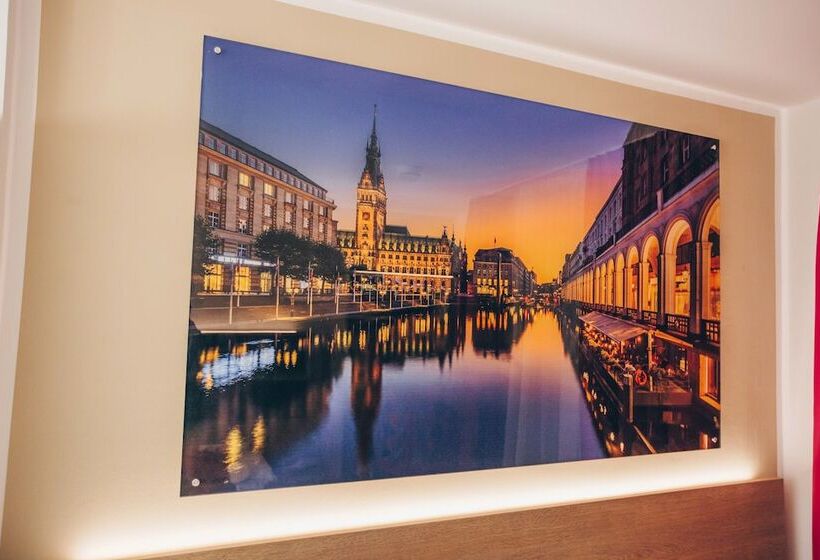 Fotos del hotel Luckys Inn:  9