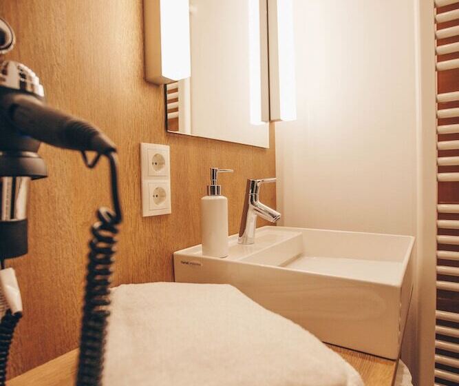 Fotos del hotel Luckys Inn:  12