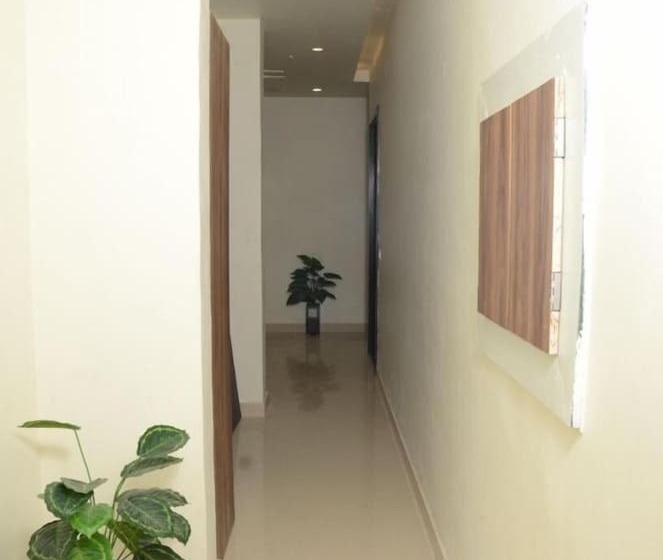 Fotos del hotel Shivaay Grand:  7