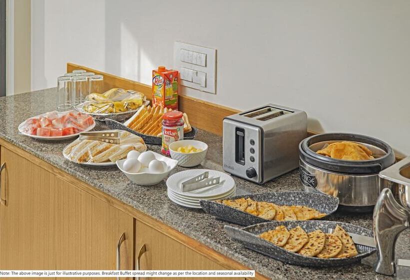 Fotos del hotel Treebo Trend Radhe Palace:  12