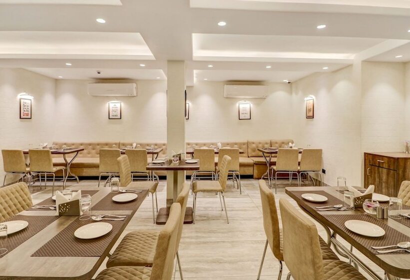 Fotos del hotel Treebo Trend Radhe Palace:  16