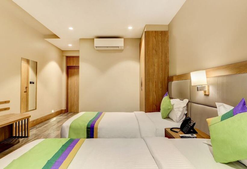 Fotos del hotel Treebo Trend Radhe Palace:  2