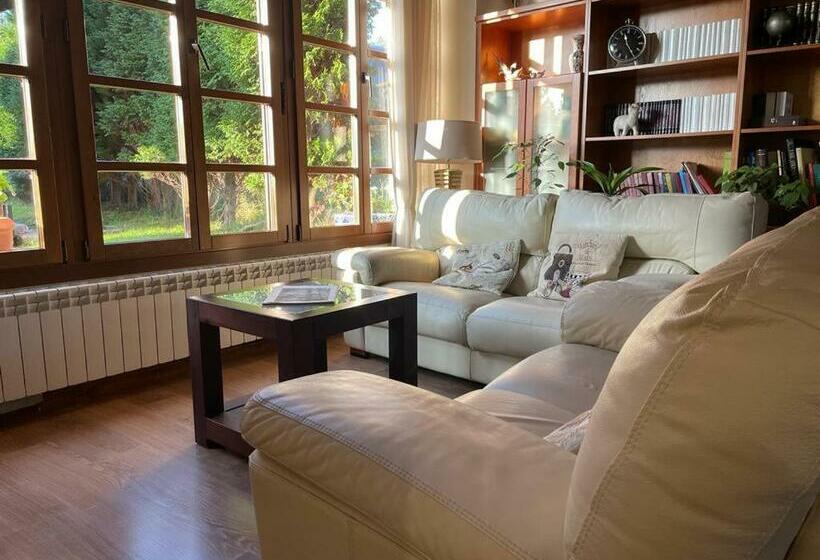 Fotos del hotel Rural Foncubierta:  16