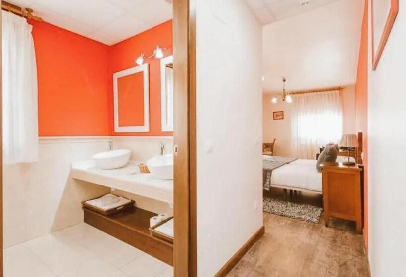 Fotos del hotel Rural Foncubierta:  9