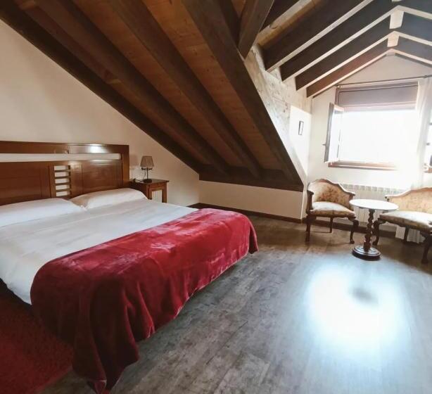 Fotos del hotel Rural Foncubierta:  15