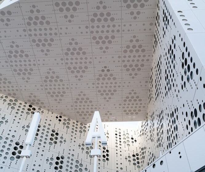 Fotos del hotel Campanile Montpellier Centre St Roch:  19