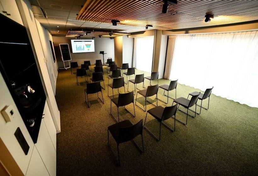 Fotos del hotel Campanile Montpellier Centre St Roch:  17