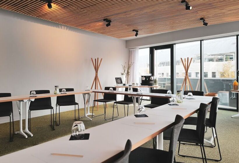 Fotos del hotel Campanile Montpellier Centre St Roch:  14