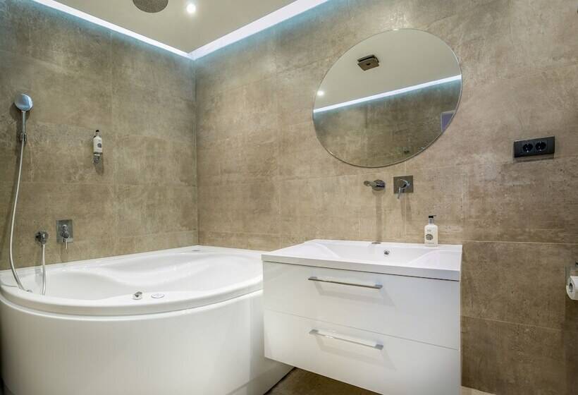 Fotos del hotel Level Luxury Suites:  20