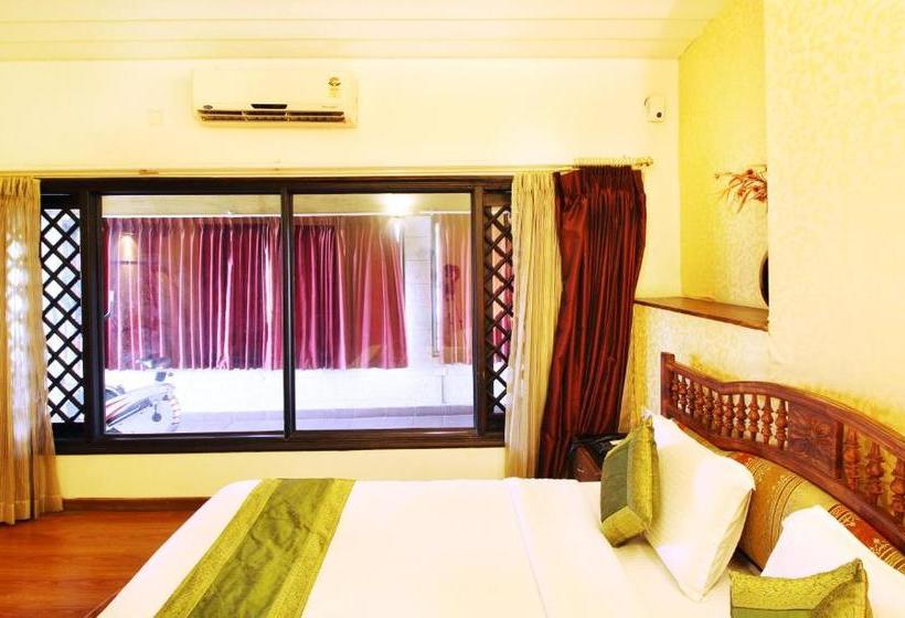 Fotos del hotel Treebo Trend Royal Inn:  11