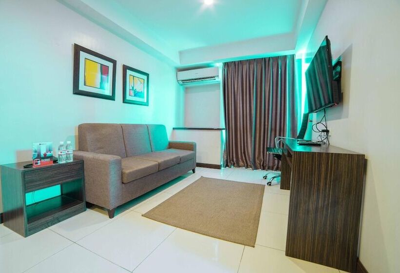 Fotos del hotel Reddoorz Premium @ West Avenue Quezon City:  2