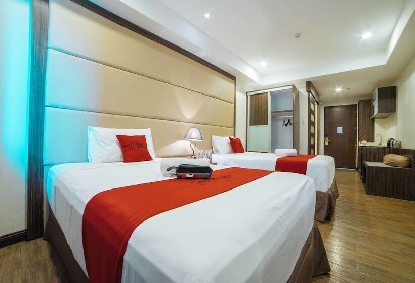 Fotos del hotel Reddoorz Premium @ West Avenue Quezon City:  9