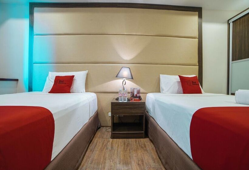 Fotos del hotel Reddoorz Premium @ West Avenue Quezon City:  8