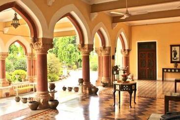 Bhanwar Vilas Palace