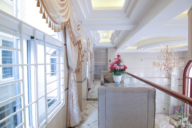 Fotos del hotel Reddoorz Premium @ Nguyen Thai Son Street:  4