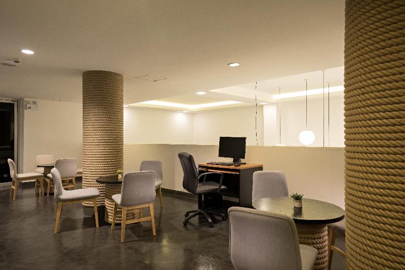 Fotos del hotel Oakwood Journeyhub Pattaya:  18