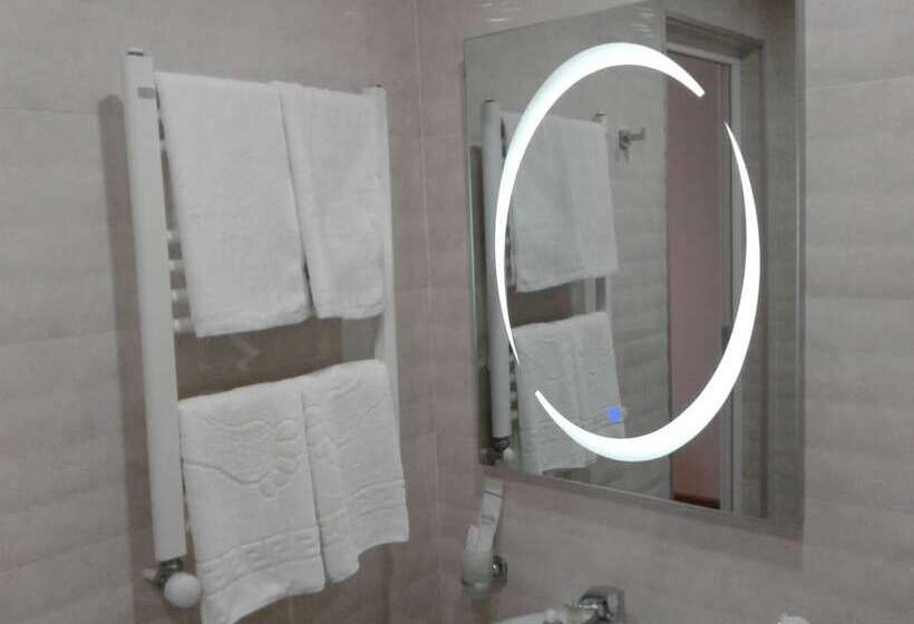 Fotos del hotel Senator:  3