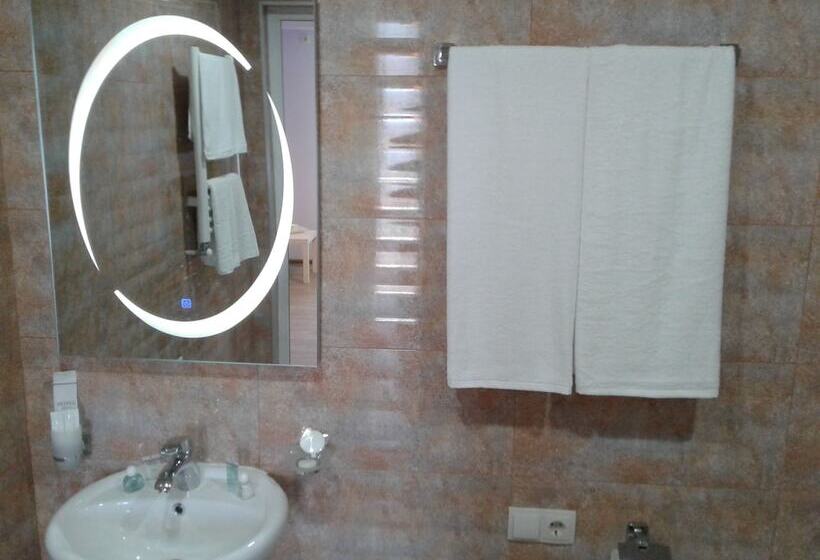 Fotos del hotel Senator:  11