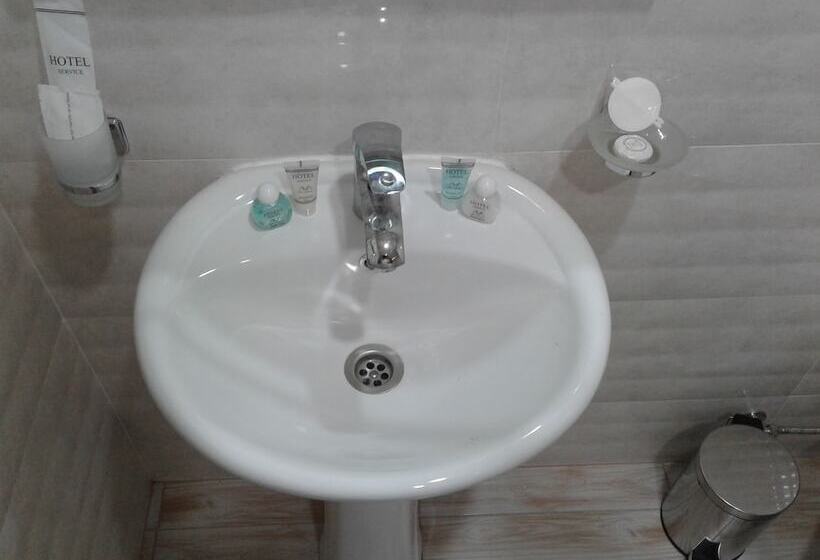 Fotos del hotel Senator:  13