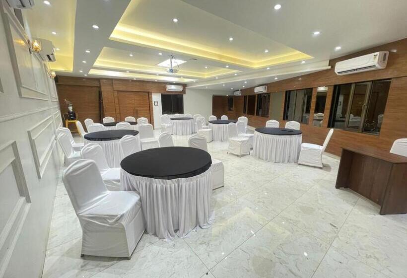 Fotos del hotel Fabexpress Golden Tulipz:  19