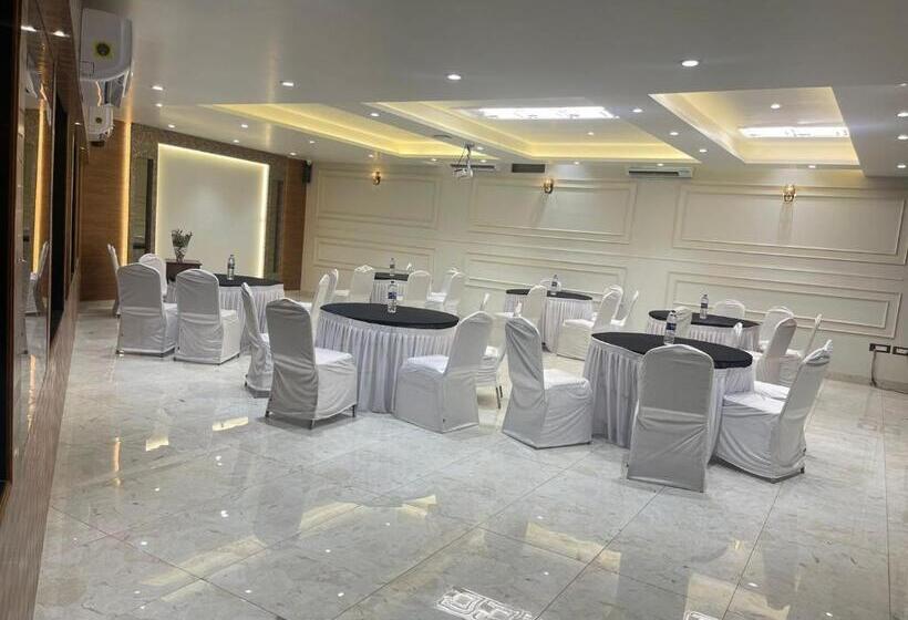 Fotos del hotel Fabexpress Golden Tulipz:  17