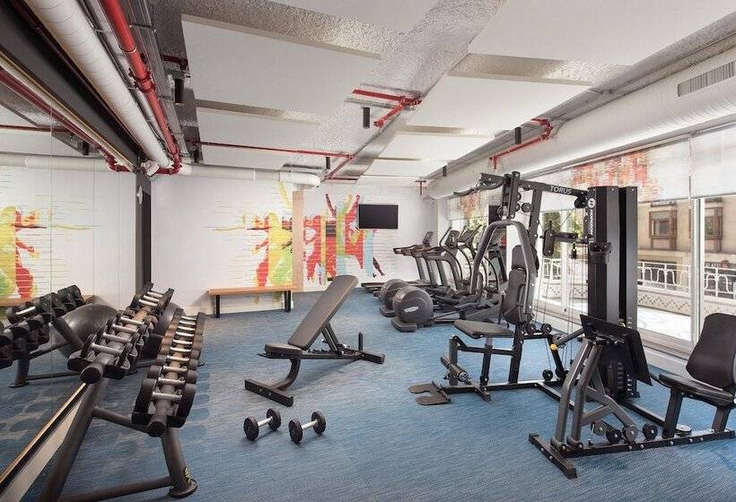 Fotos del hotel Aloft Madrid Gran Via:  12