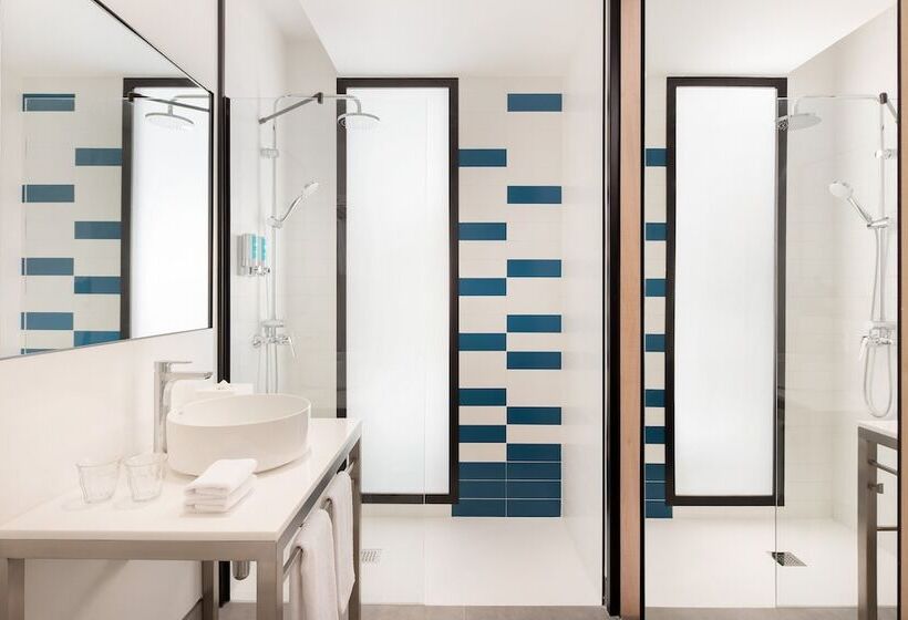 Fotos del hotel Aloft Madrid Gran Via:  15