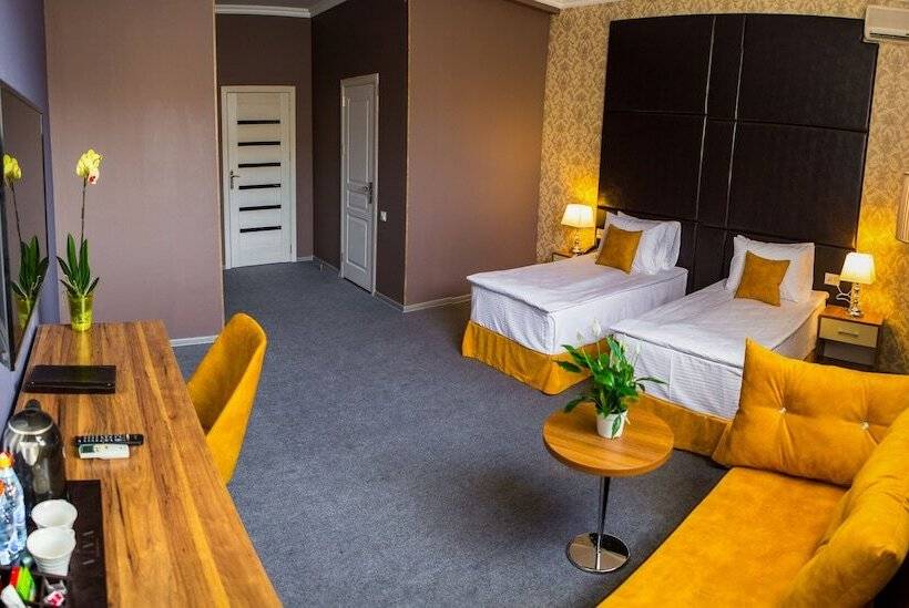 Fotos del hotel Square Inn:  24