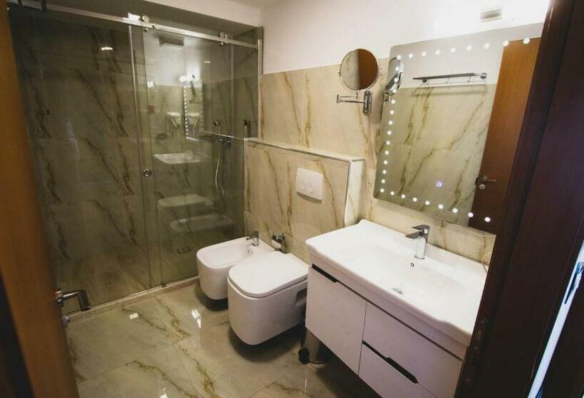 Fotos del hotel Albanopolis:  20