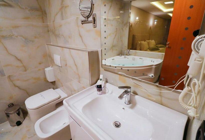 Fotos del hotel Albanopolis:  15