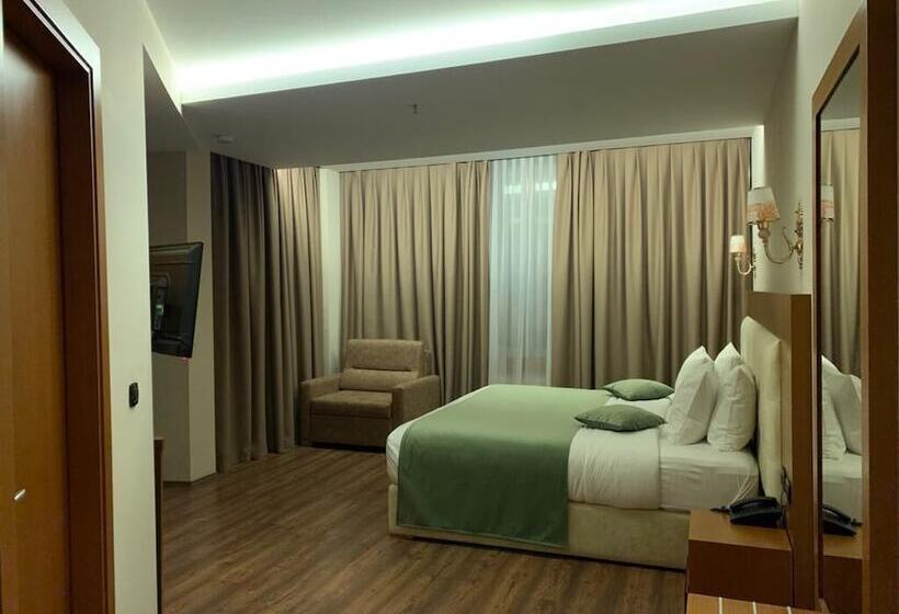 Fotos del hotel Albanopolis:  7