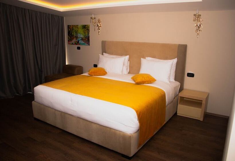 Fotos del hotel Albanopolis:  5