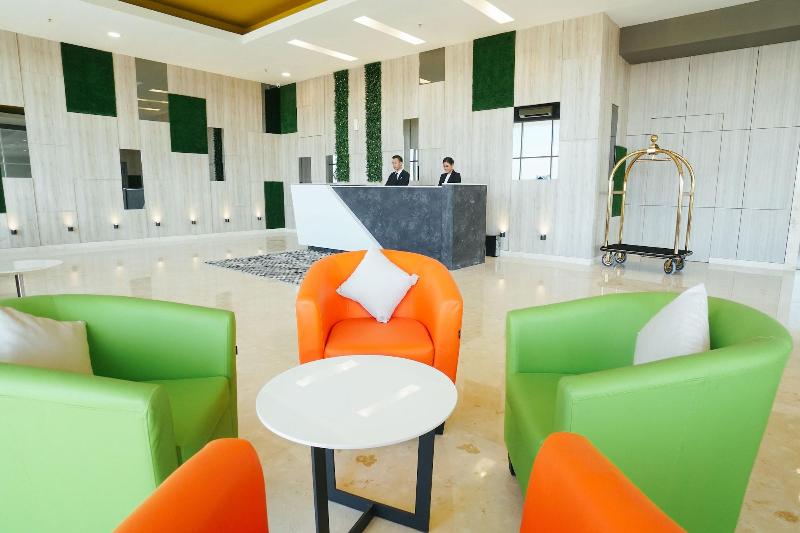 Fotos del hotel My Tower Hotel Surabaya:  3