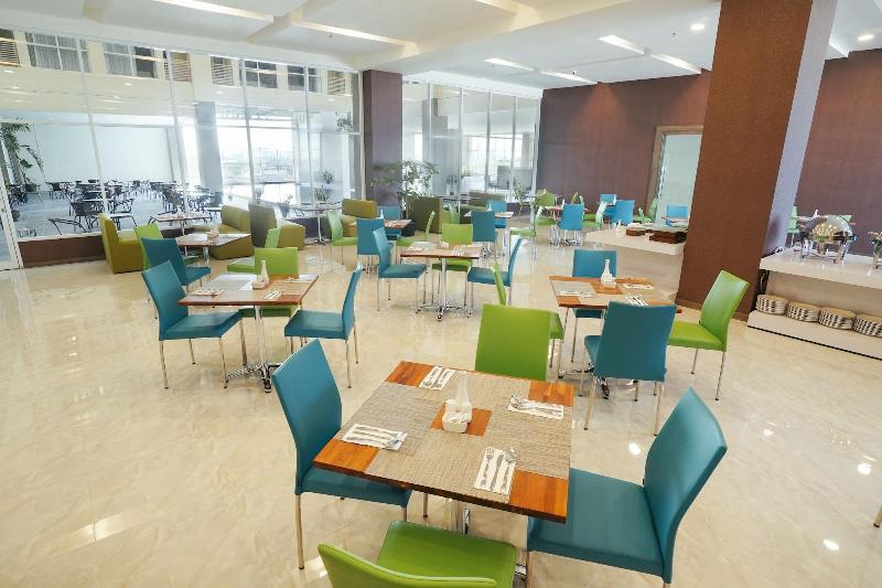 Fotos del hotel My Tower Hotel Surabaya:  8