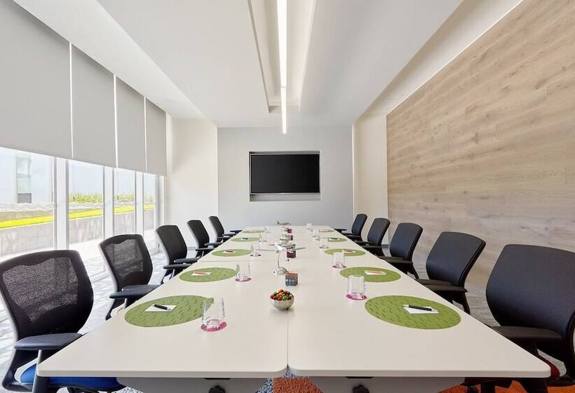 Fotos del hotel Aloft Queretaro:  7