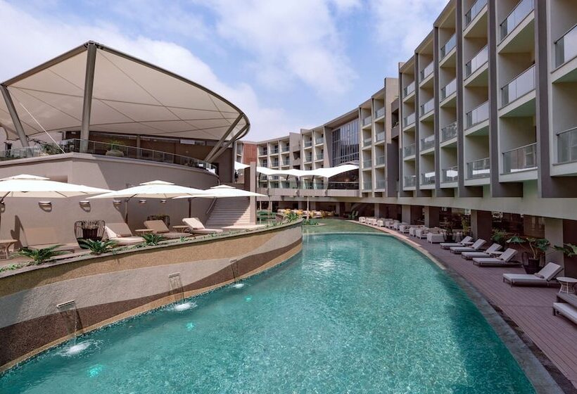 Fotos del hotel Radisson Blu  & Residence Nairobi Arboretum:  2