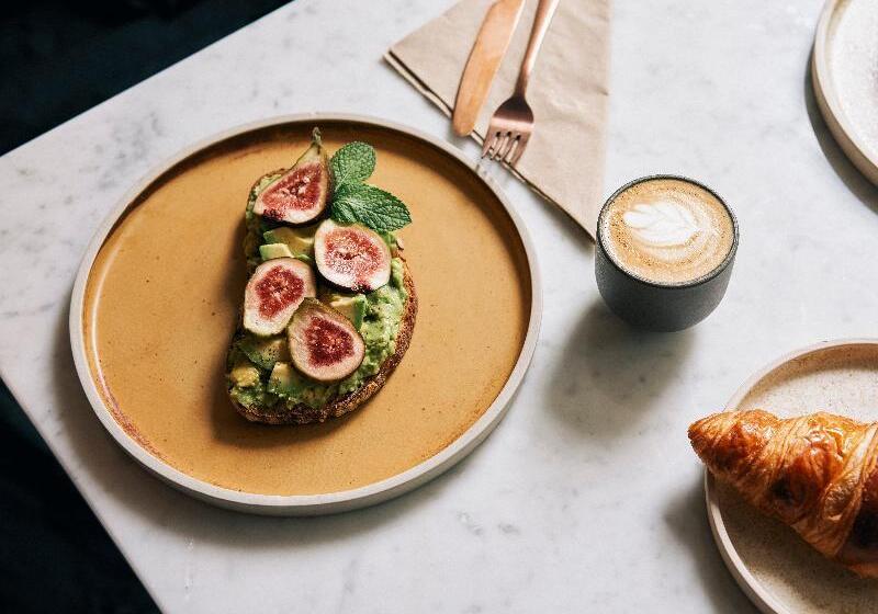 Fotos del hotel Page8, Page S:  24