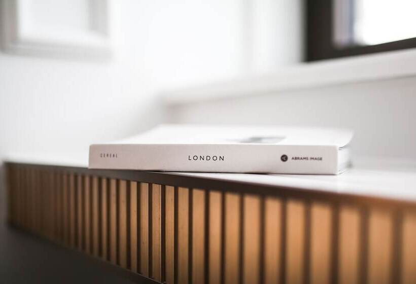 Fotos del hotel Page8, Page S:  14