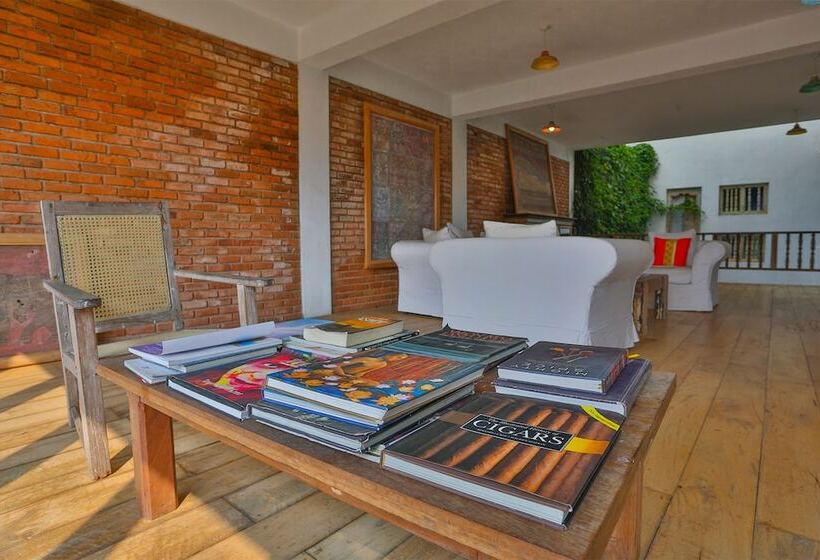 Fotos del hotel Urban Castle:  24