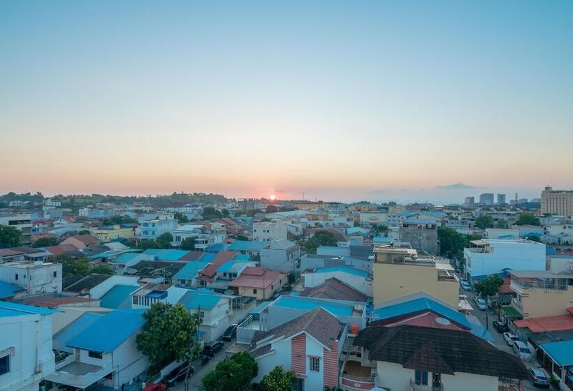 Reddoorz Premium Near Grand Batam Mall