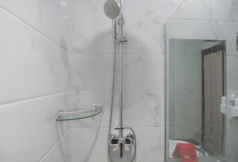 Fotos del hotel Reddoorz Premium Near Grand Batam Mall:  15