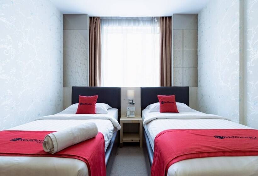 Fotos del hotel Reddoorz Premium Near Grand Batam Mall:  25